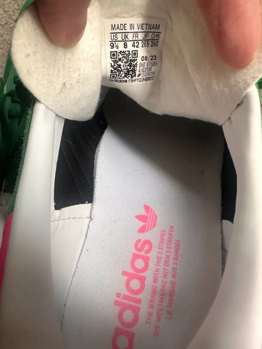 Adidas Gazelle Bold green & pink size 9.5!